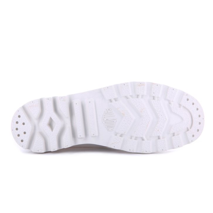 White Palladium Pampa Hi Ticket To Earth Women's Boots | ZA-406UBWD